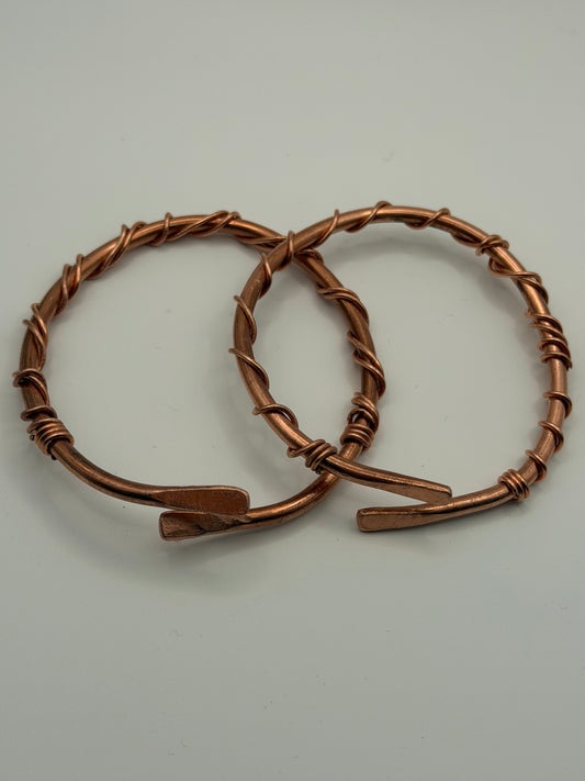 Wired Copper Bangle Set (2 PC)